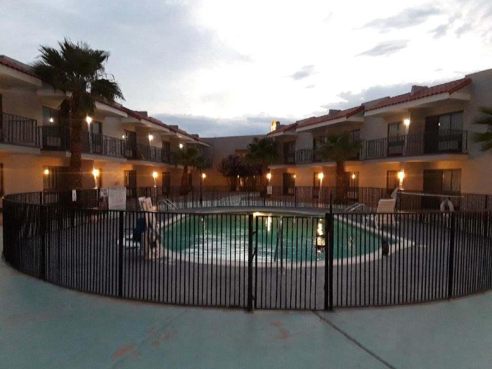 Extend A Suites El Paso Exterior photo